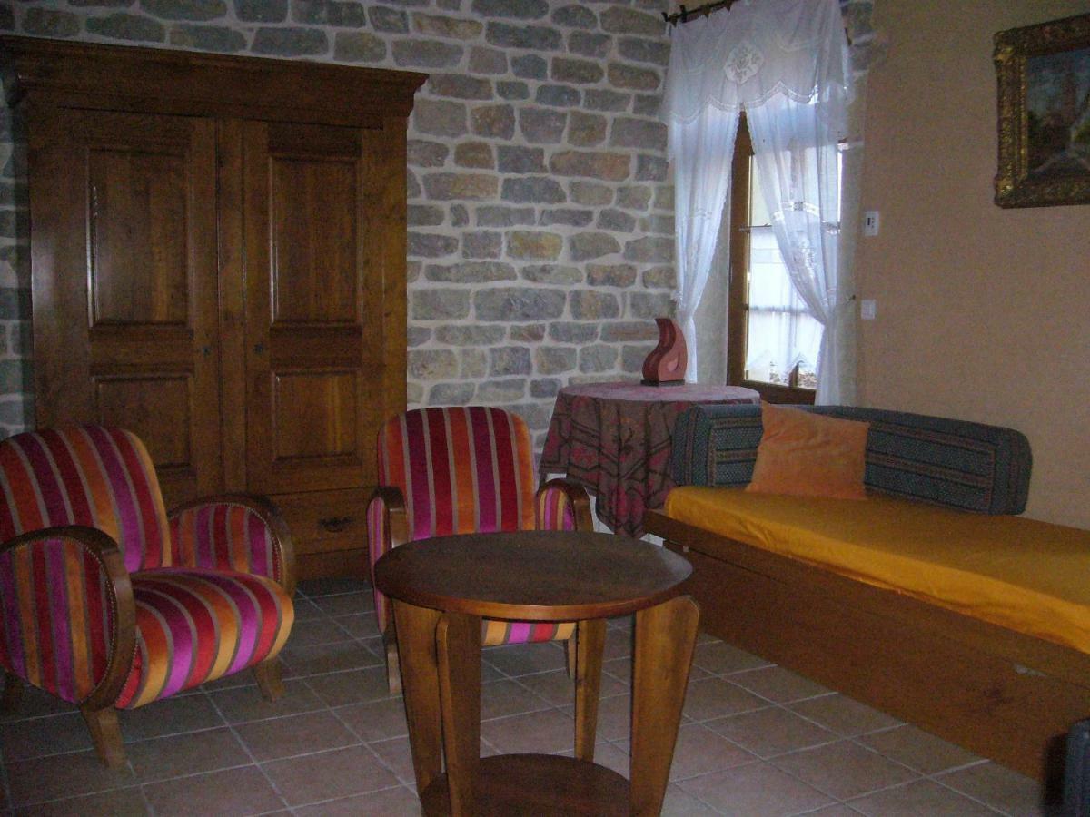Chateau De Villeron Savigny-en-Revermont Buitenkant foto